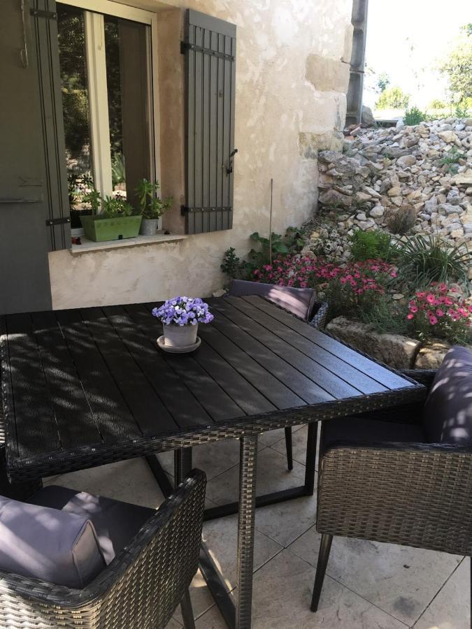 Juste Derriere Chez Nous Vila Boulbon Exterior foto